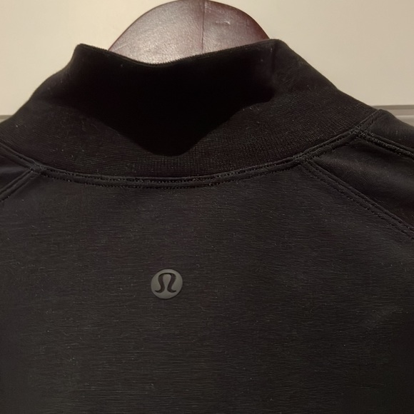Lululemon track jacket - Picture 6 of 6